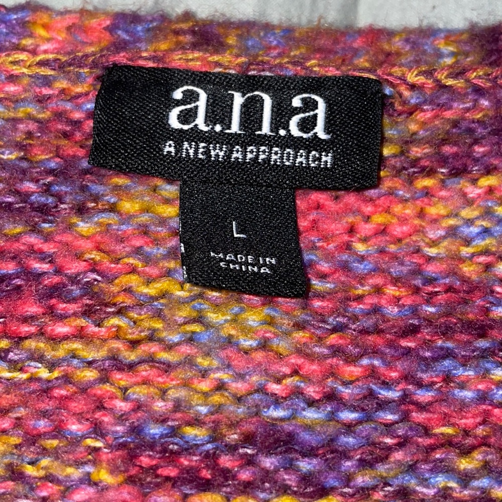 Ana Sweater Size L